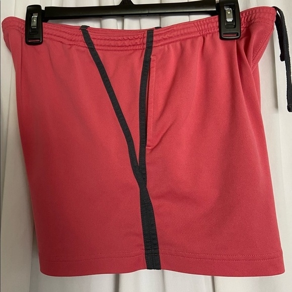REEBOOK Shorts, Size-M, Salmon Pink w/Dark Accents & Ties at Waist, Lightly Used - Picture 10 of 12